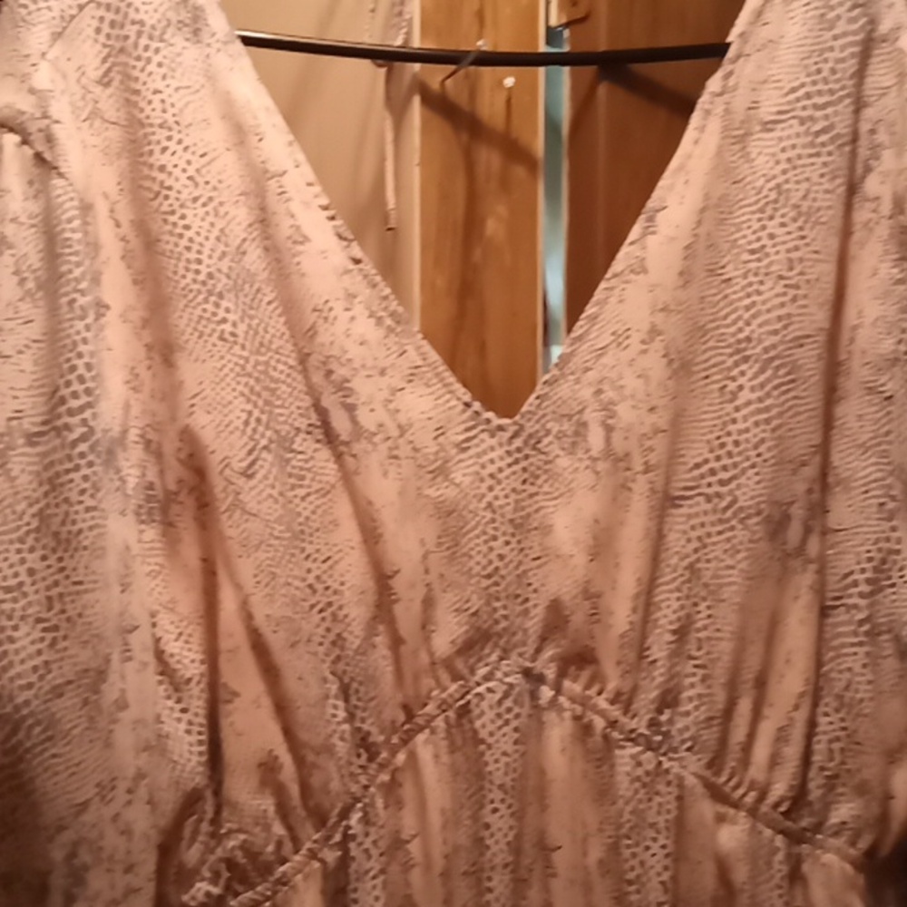 Long sleeve maxi dress size 3x beautiful